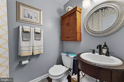 207 Stratford Dr, Winchester, VA 22602 - Photo 15