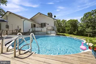 1901 S Timber Ridge Rd, Cross Junction, VA 22625 - Photo 3