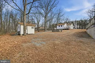 1901 S Timber Ridge Rd, Cross Junction, VA 22625 - Photo 15