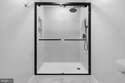 400 Lakeview Drive, Cross Junction, VA 22625 - Photo 25