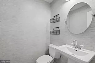 400 Lakeview Dr, Cross Junction, VA 22625 - Photo 19