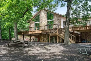 400 Lakeview Dr, Cross Junction, VA 22625 - Photo 81