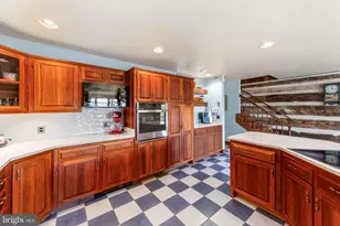 1460 Pitcock Ln, Winchester, VA 22602 - Photo 17