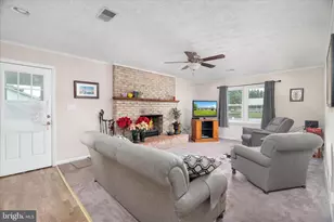 106 Essex Cir, Stephens City, VA 22655 - Photo 9