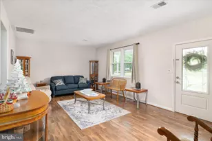 106 Essex Cir, Stephens City, VA 22655 - Photo 3