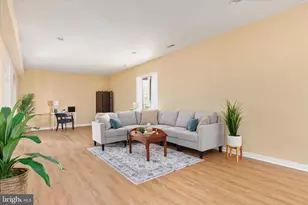 203 Northwood Cir, Cross Junction, VA 22625 - Photo 25