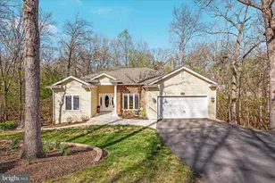 203 Northwood Cir, Cross Junction, VA 22625 - Photo 1