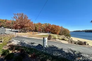 407 Dogwood Dr, Cross Junction, VA 22625 - Photo 71