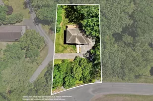 1201 Lakeview Dr, Cross Junction, VA 22625 - Photo 11