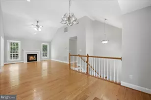 1201 Lakeview Dr, Cross Junction, VA 22625 - Photo 17