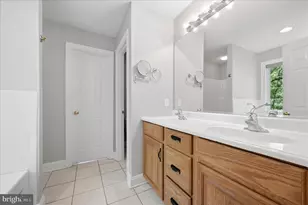 1201 Lakeview Dr, Cross Junction, VA 22625 - Photo 29