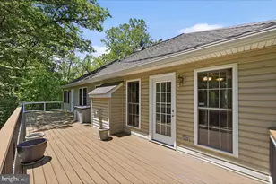 1201 Lakeview Dr, Cross Junction, VA 22625 - Photo 47