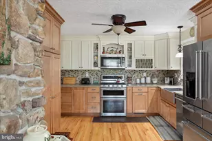 3691 Green Spring Rd, Winchester, VA 22603 - Photo 9