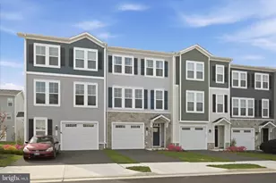 120 Leather Flower Dr, Lake Frederick, VA 22630 - Photo 3