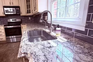 405 Spring Valley Dr, Winchester, VA 22603 - Photo 11