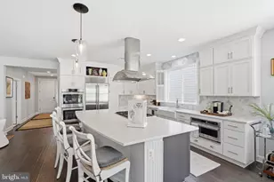 102 Peregrine Ct, Lake Frederick, VA 22630 - Photo 5