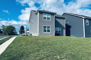 187 Schyrock Dr, Stephens City, VA 22655 - Photo 3