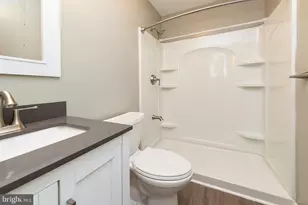 304 Chatham Square, Winchester, VA 22601 - Photo 19