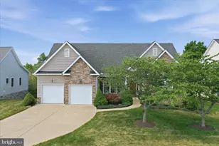 107 Harold Ct, Winchester, VA 22602 - Photo 3