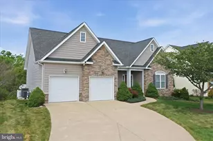 107 Harold Ct, Winchester, VA 22602 - Photo 1