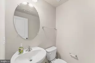 226 Parkland Dr, Stephenson, VA 22656 - Photo 11
