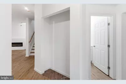 607 South Lakeview, Cross Junction, VA 22625 - Photo 5