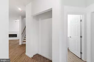 607 South Lakeview, Cross Junction, VA 22625 - Photo 5