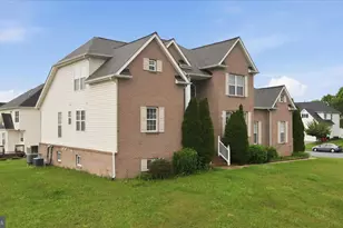 220 Flanagan Dr, Winchester, VA 22602 - Photo 3