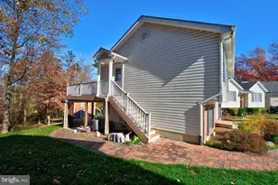 121 Deer Hill Ct, Stephens City, VA 22655 - Photo 9