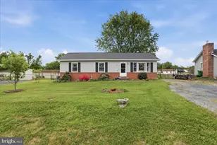 106 Lakeview Ct, Stephens City, VA 22655 - Photo 3