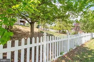 121 Travis Ct, Winchester, VA 22602 - Photo 7