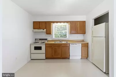 820 Locust Street #5, Stephens City, VA 22655 - Photo 7