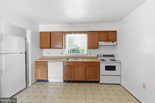 820 Locust St, Stephens City, VA 22655 - Photo 9