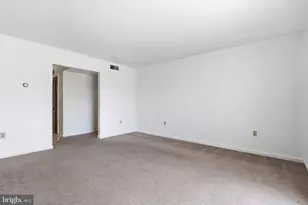 830 Locust St, Stephens City, VA 22655 - Photo 5
