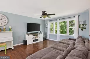 102 Cromwell Ct, Winchester, VA 22602 - Photo 9
