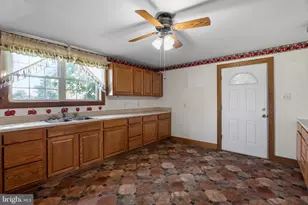 2974 Martinsburg, Stephenson, VA 22656 - Photo 9