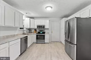 100 Woodlands Ln, Cross Junction, VA 22625 - Photo 15