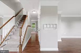 200 Fairway Cir, Cross Junction, VA 22625 - Photo 9