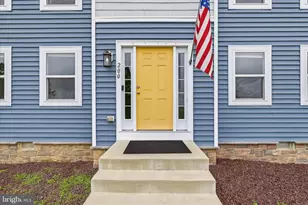 200 Fairway Cir, Cross Junction, VA 22625 - Photo 7