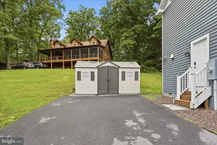200 Fairway Cir, Cross Junction, VA 22625 - Photo 39
