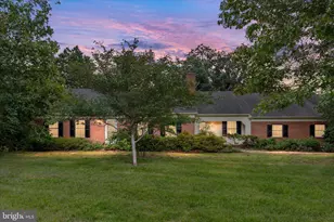 179 Woodridge Ln, Winchester, VA 22603 - Photo 1