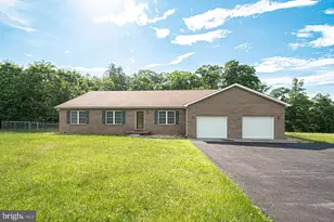 1001 N Timber Ridge Rd, Cross Junction, VA 22625 - Photo 1