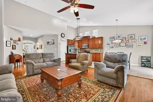 104 Atlantis Ln, Lake Frederick, VA 22630 - Photo 9