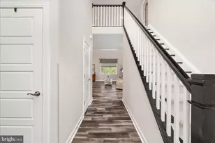 103 Fairway Cir, Cross Junction, VA 22625 - Photo 3