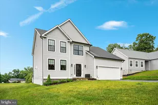 103 Fairway Cir, Cross Junction, VA 22625 - Photo 31