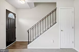 304 Ash Hollow Dr, Winchester, VA 22602 - Photo 5