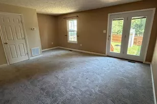 107 Peridot Pl, Stephens City, VA 22655 - Photo 9