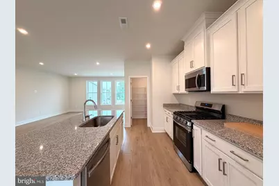 135 Heyford Dr, Stephenson, VA 22656 - Photo 9