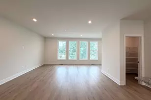 135 Heyford Dr, Stephenson, VA 22656 - Photo 5