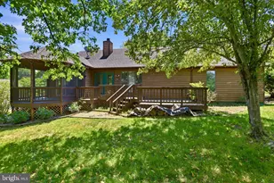 408 Masters Dr, Cross Junction, VA 22625 - Photo 5